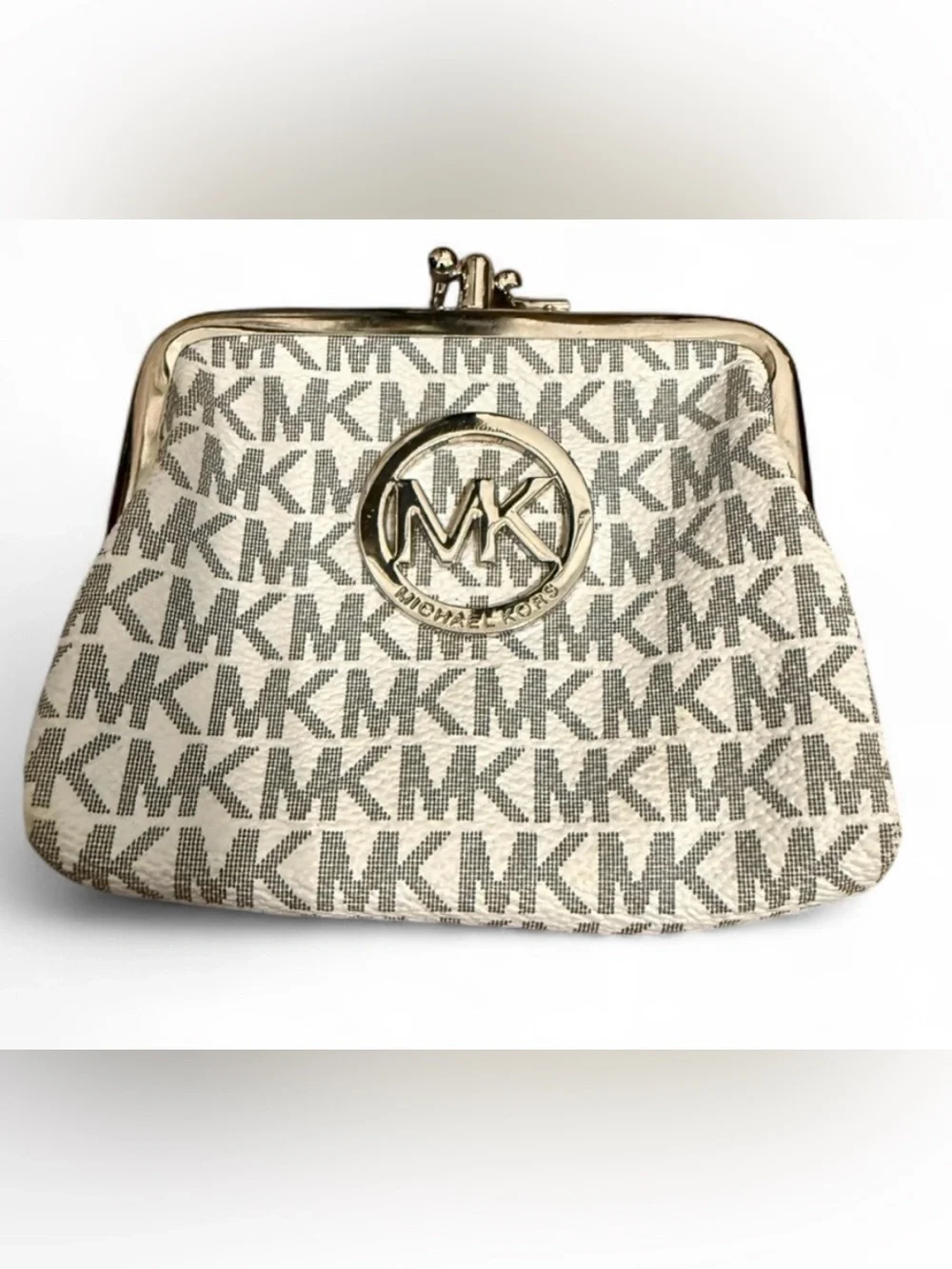 Michael Kors signature white and gray change purse with a clasp closure